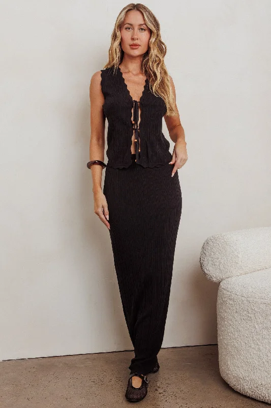 Sonorous Knit Maxi Skirt Black